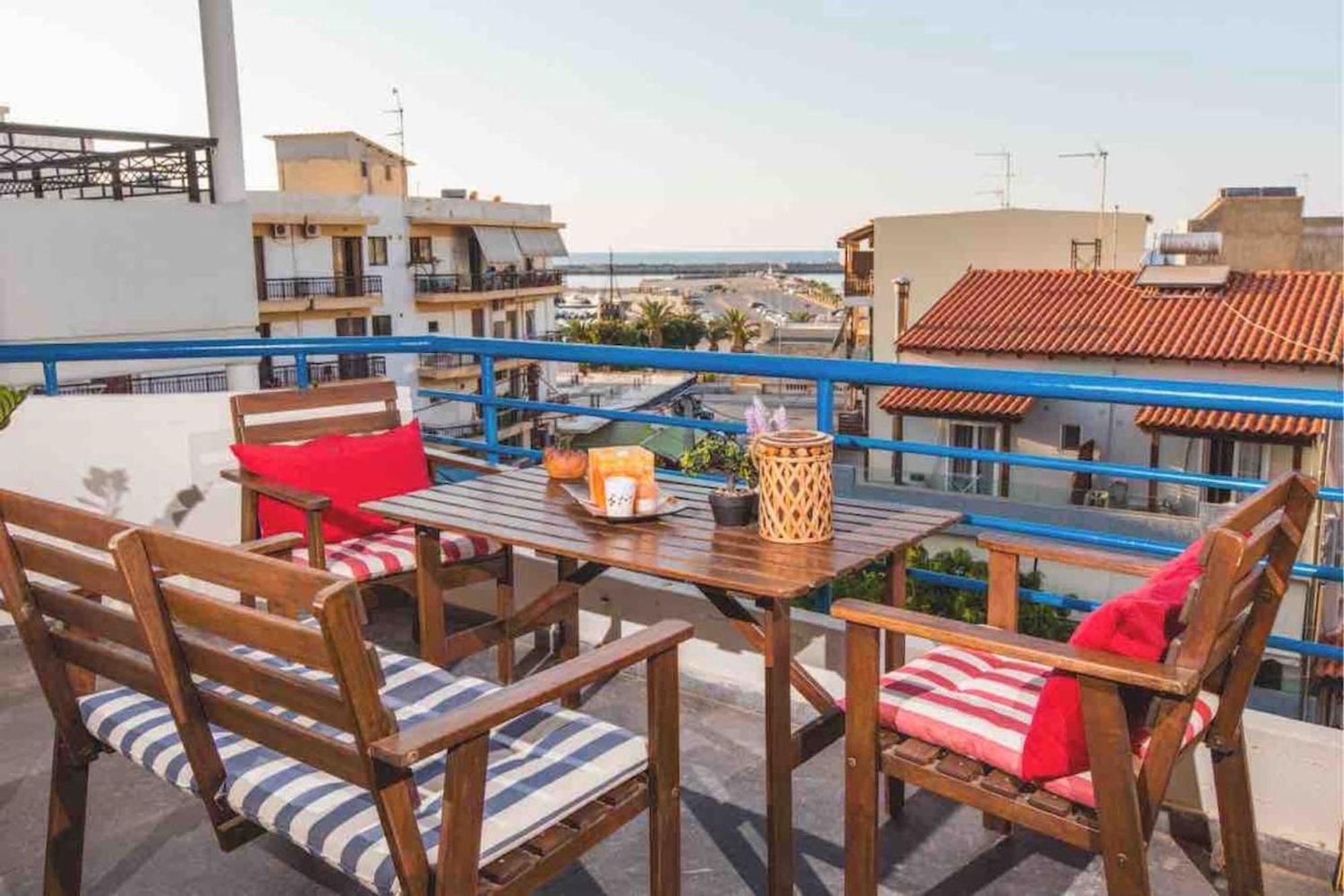 Erieta Sea View Apartment50M From The Beach Réthimno Kültér fotó
